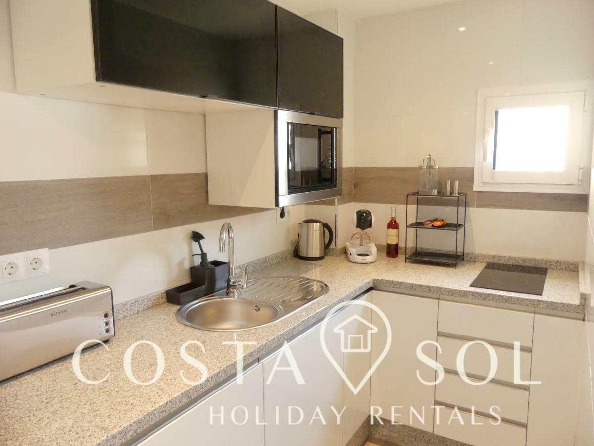 Apartamento Vacacional A 1 Minuto De La Playa - Carihuela Torremolinos Ngoại thất bức ảnh