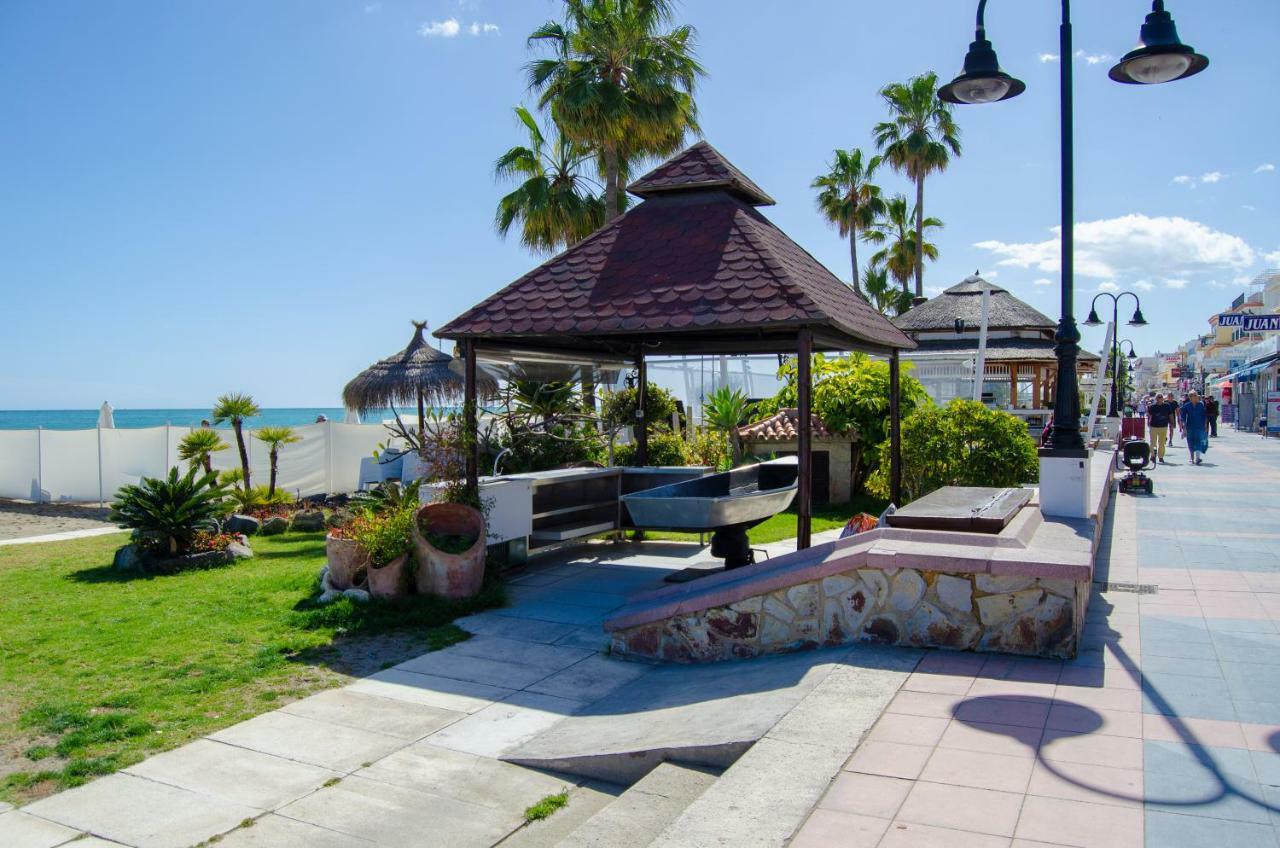 Apartamento Vacacional A 1 Minuto De La Playa - Carihuela Torremolinos Ngoại thất bức ảnh